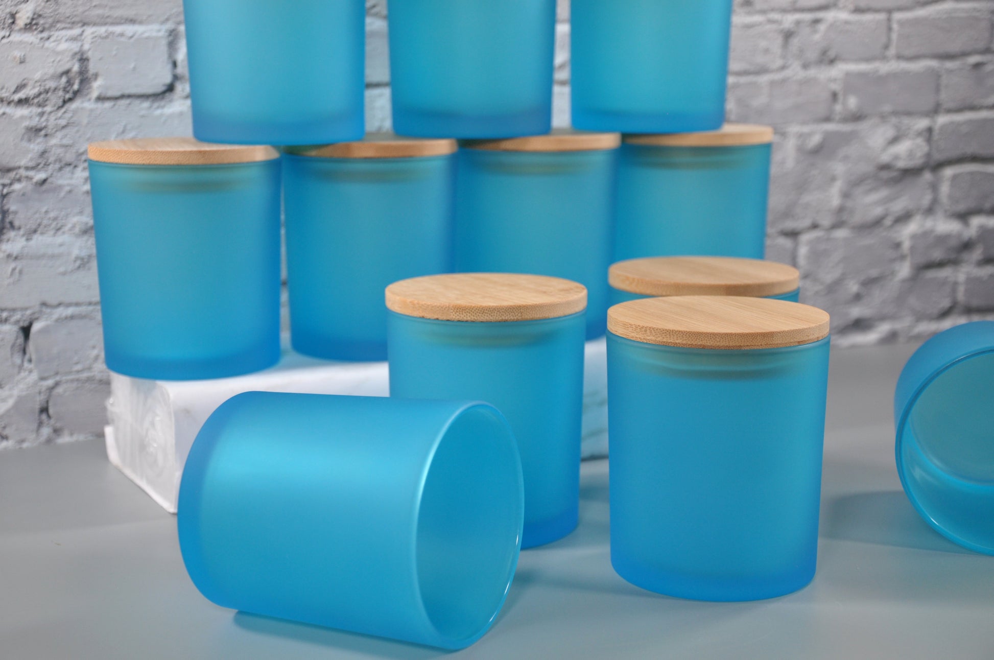 blue-topaz-10oz-frosted-candle-glass-bamboo-lid-3-scents-candles-NY-bulk-wholesale-jars-lids-unique-candle-vessels