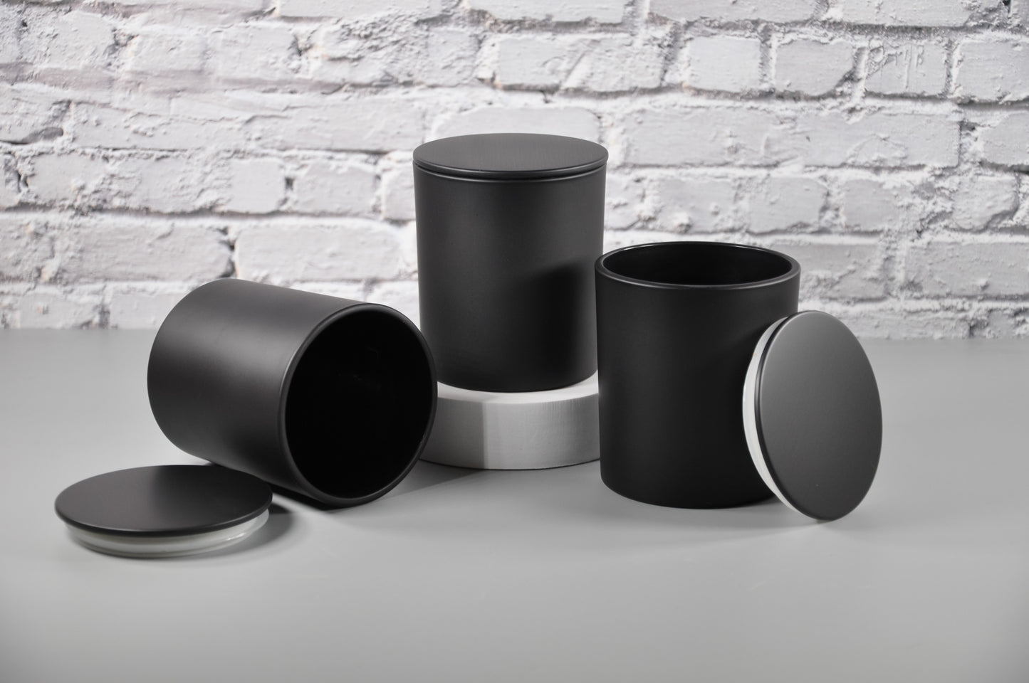 matte black 10oz empty candle glass tumbler jar with bamboo lids and flat top metal lids in black, gold, silver, white and copper by 3 Scents Candles NY bulk wholesale candle jars with lids