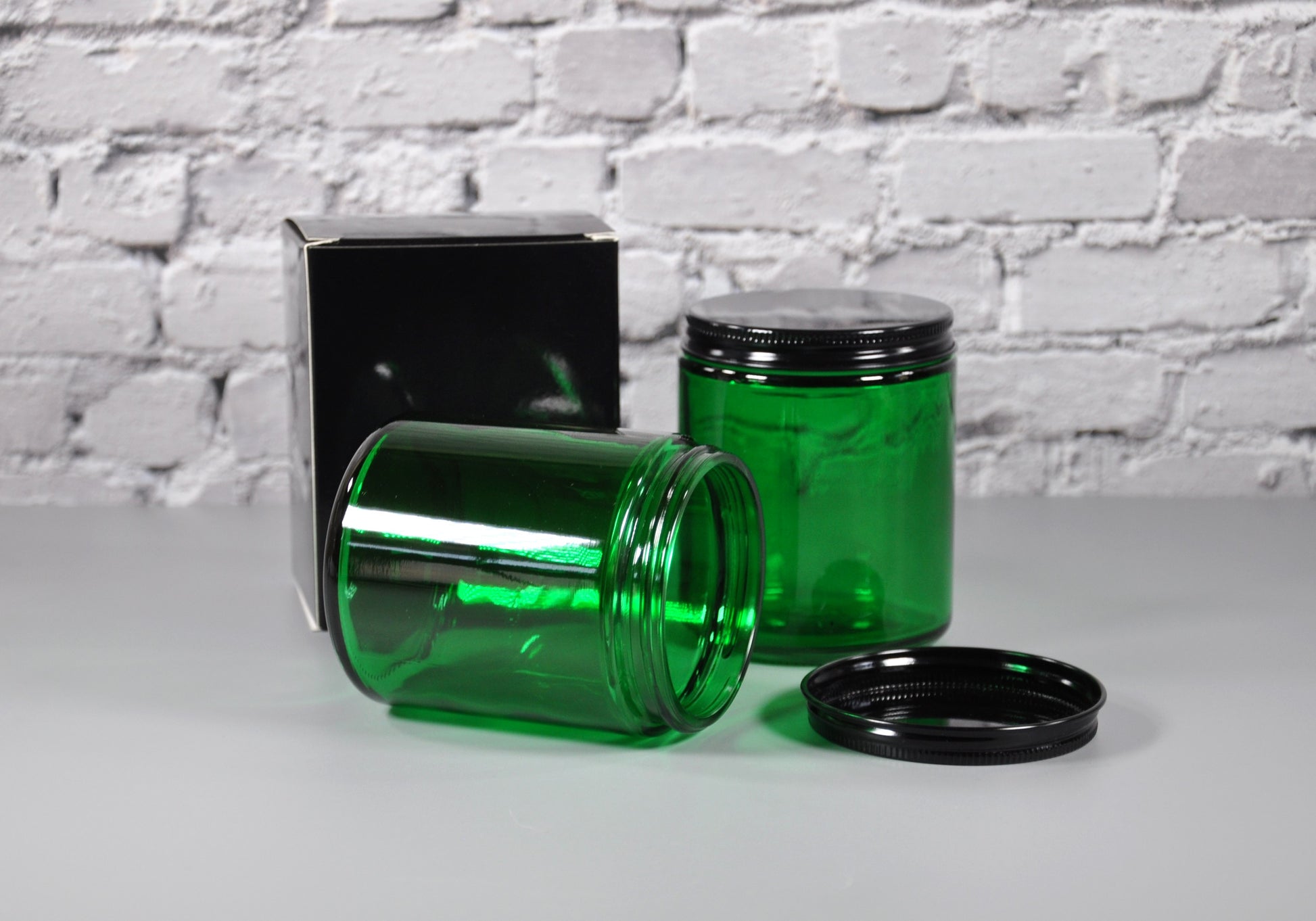 9-oz-mason-jar-green-lid-candles-lotions-wholesale-jars-lids-bulk-jars-lids-wholesale-bulk-glass-vessels-containers-holders-3-scents-candles-miller-place-NY