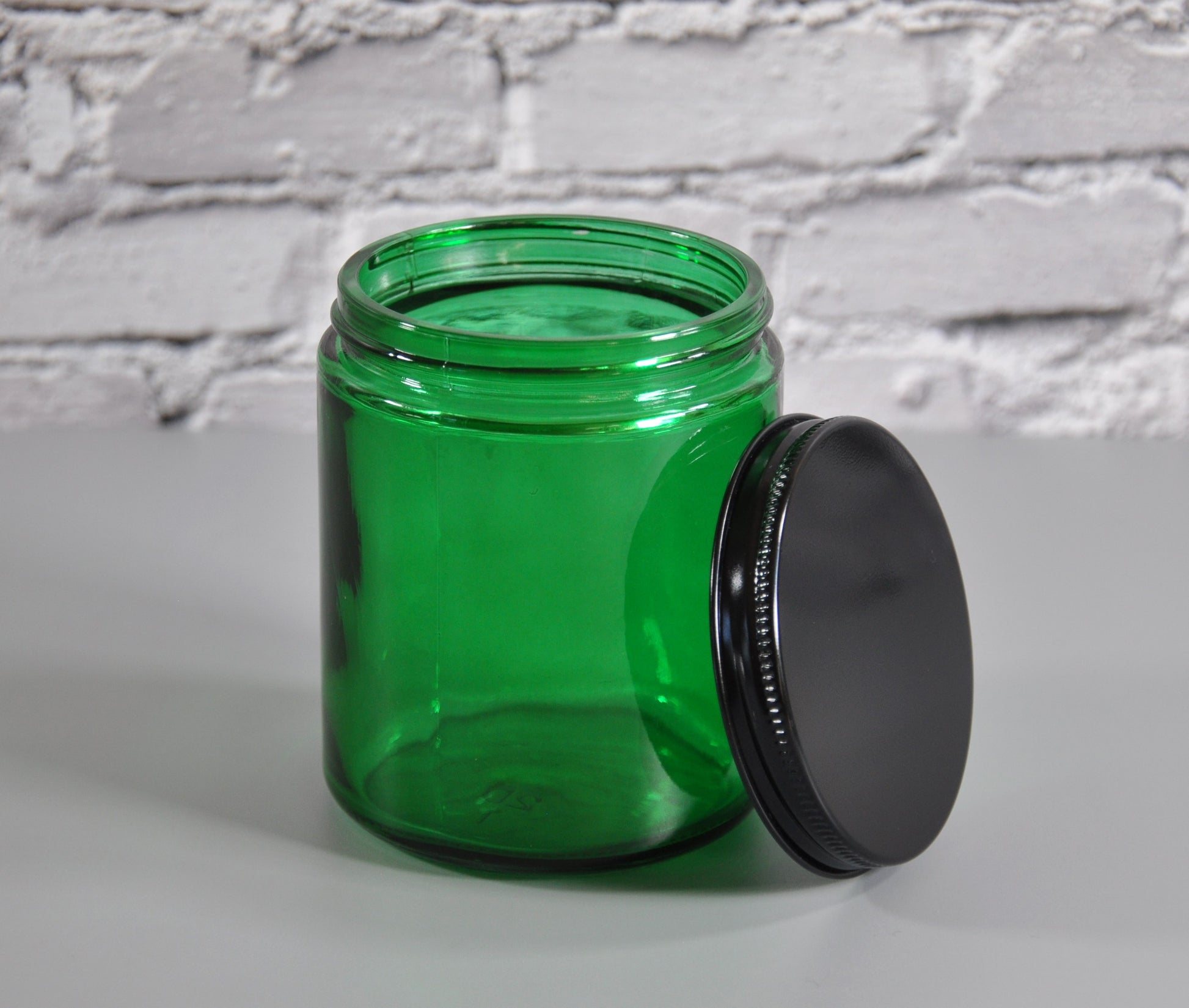 9-oz-mason-jar-green-lid-candles-lotions-wholesale-jars-lids-bulk-jars-lids-wholesale-bulk-glass-vessels-containers-holders-3-scents-candles-miller-place-NY