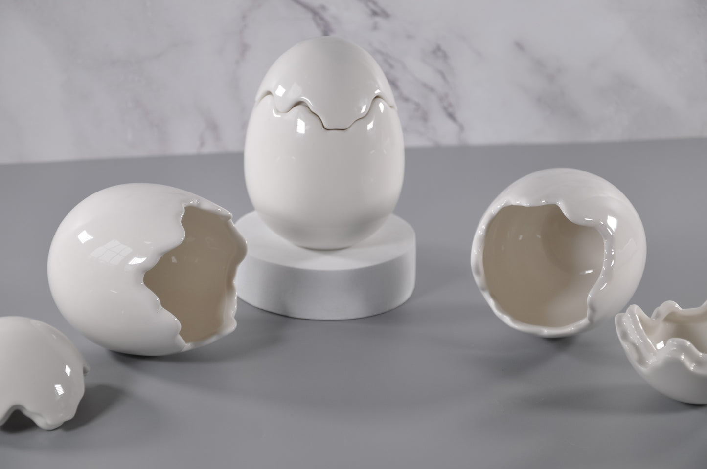 8oz-ceramic-egg-candles-3-scents-candles-NY-easter-chicken-decoration-unique-vessels-bulk-wholesale-jars-lids-ceramics-candles