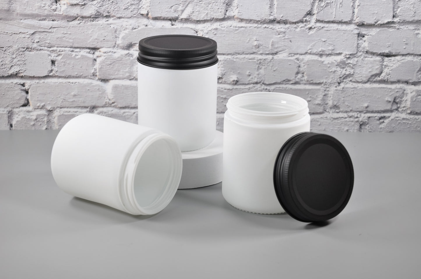 white_candle_jars_candle_jars_lids_Nomad_Jars_mason_jars_9oz_jars_candle_jars_bulk_empty_candle_jars_candle_vessels_3_scents_candles_NY_Miller_place_white_candle_glass
