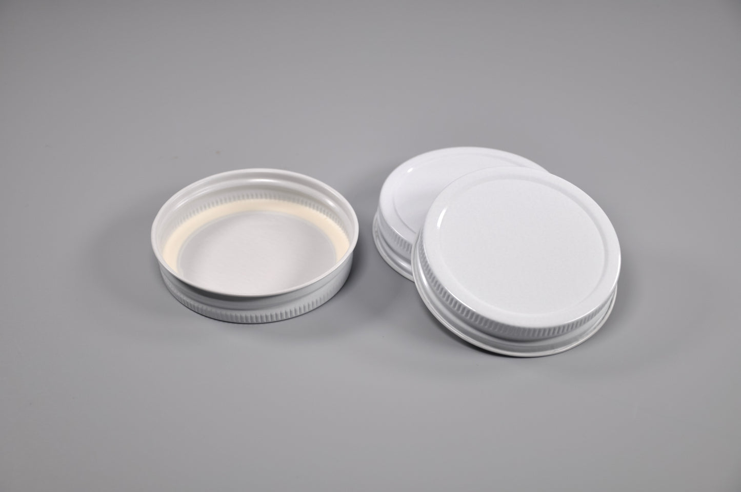 white 70mm_lids_white_candle_jars_candle_jars_lids_Nomad_Jars_mason_jars_9oz_jars_candle_jars_bulk_empty_candle_jars_candle_vessels_3_scents_candles_NY_Miller_place_white_candle_glass